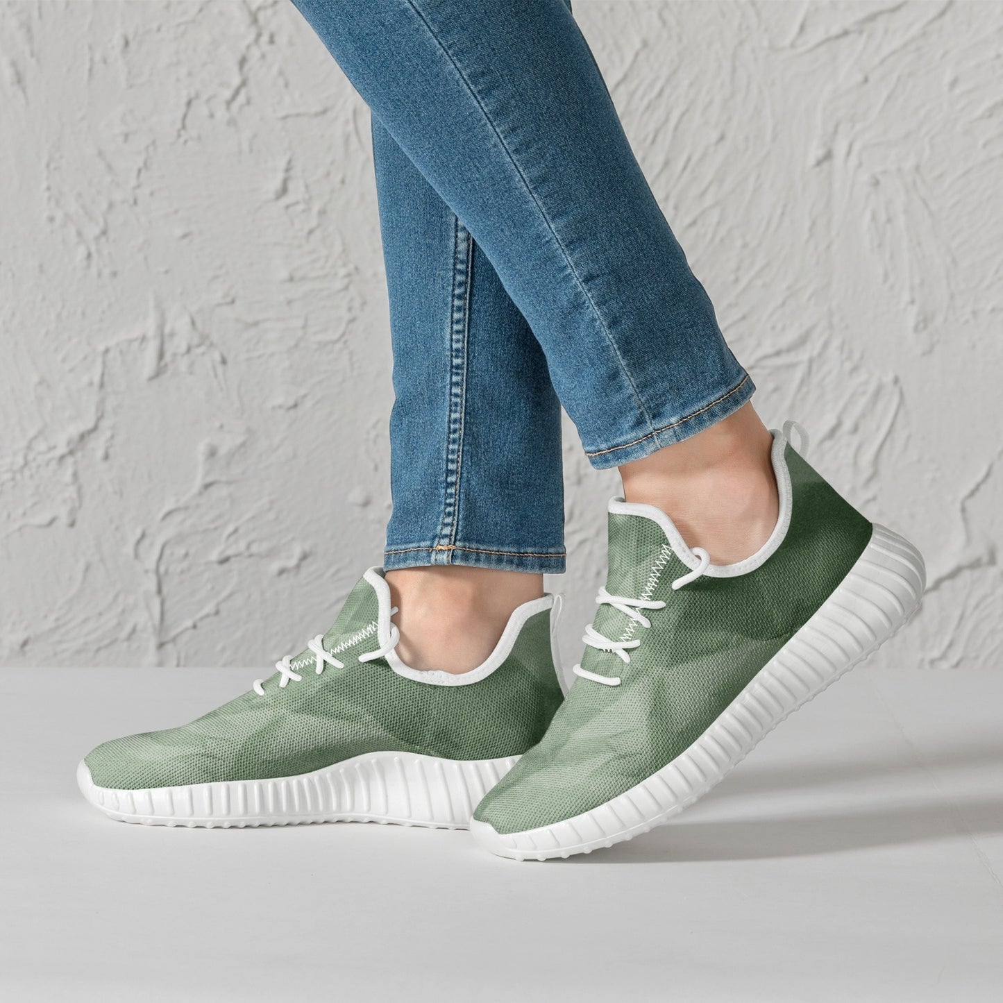 Illusions Mesh Knit Sneakers - White/Black